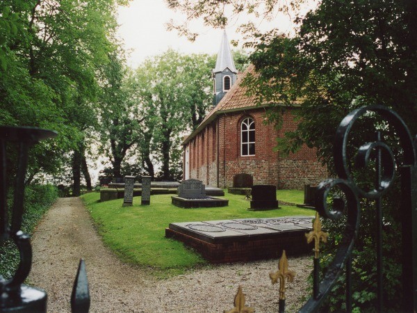 Den Ham oostzijde kerk en hof